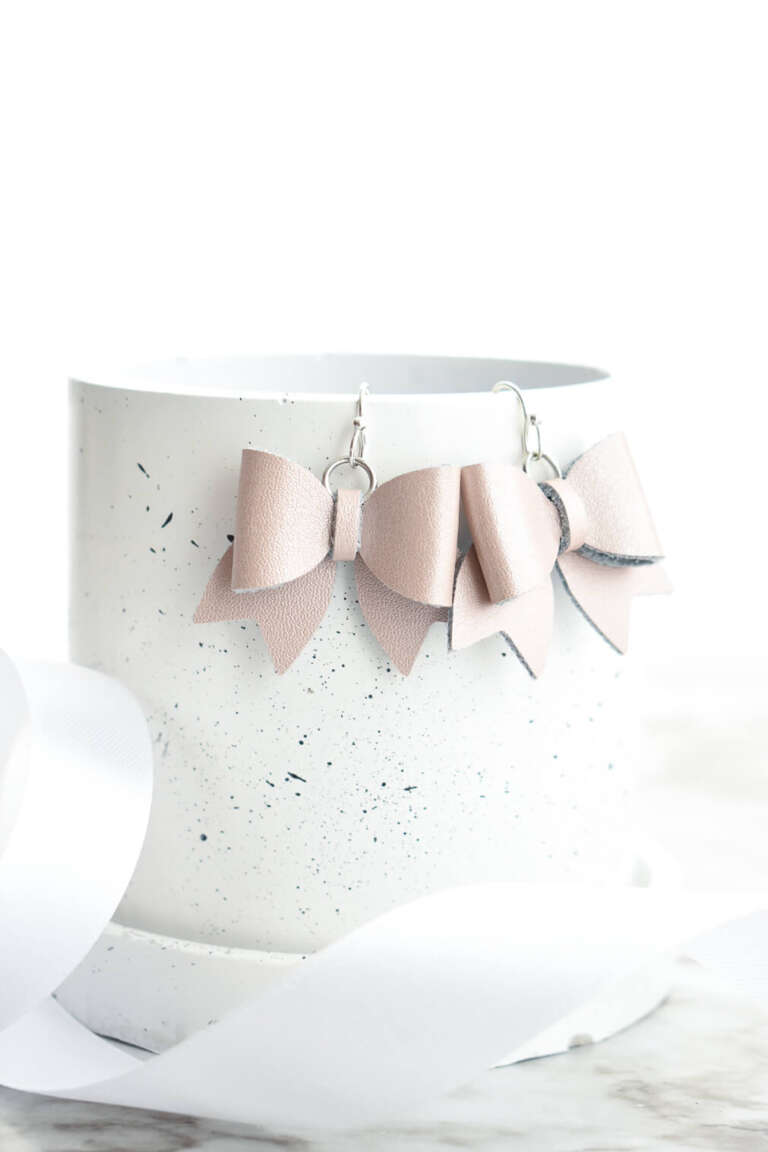 Leather bow earrings with Cricut
