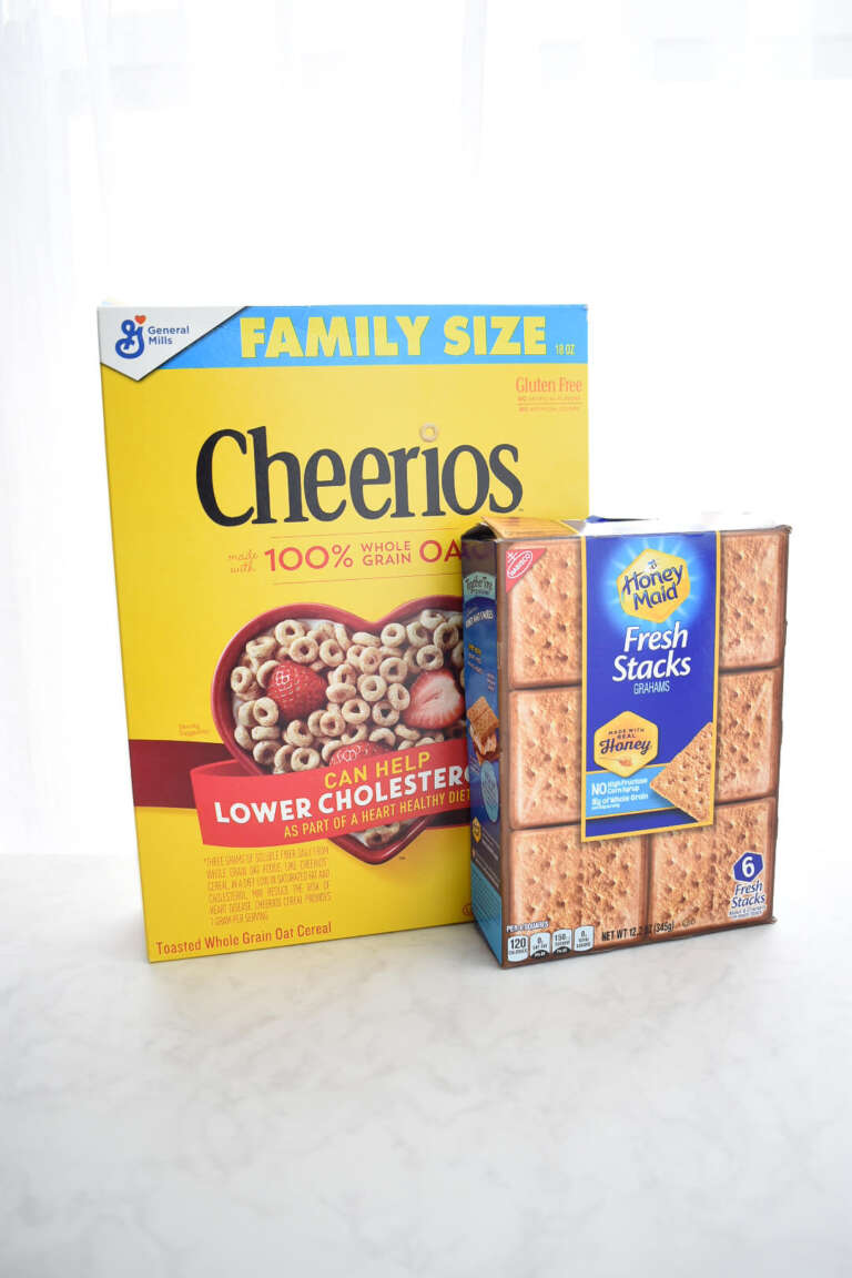 How to upcycle a cereal box with Cricut