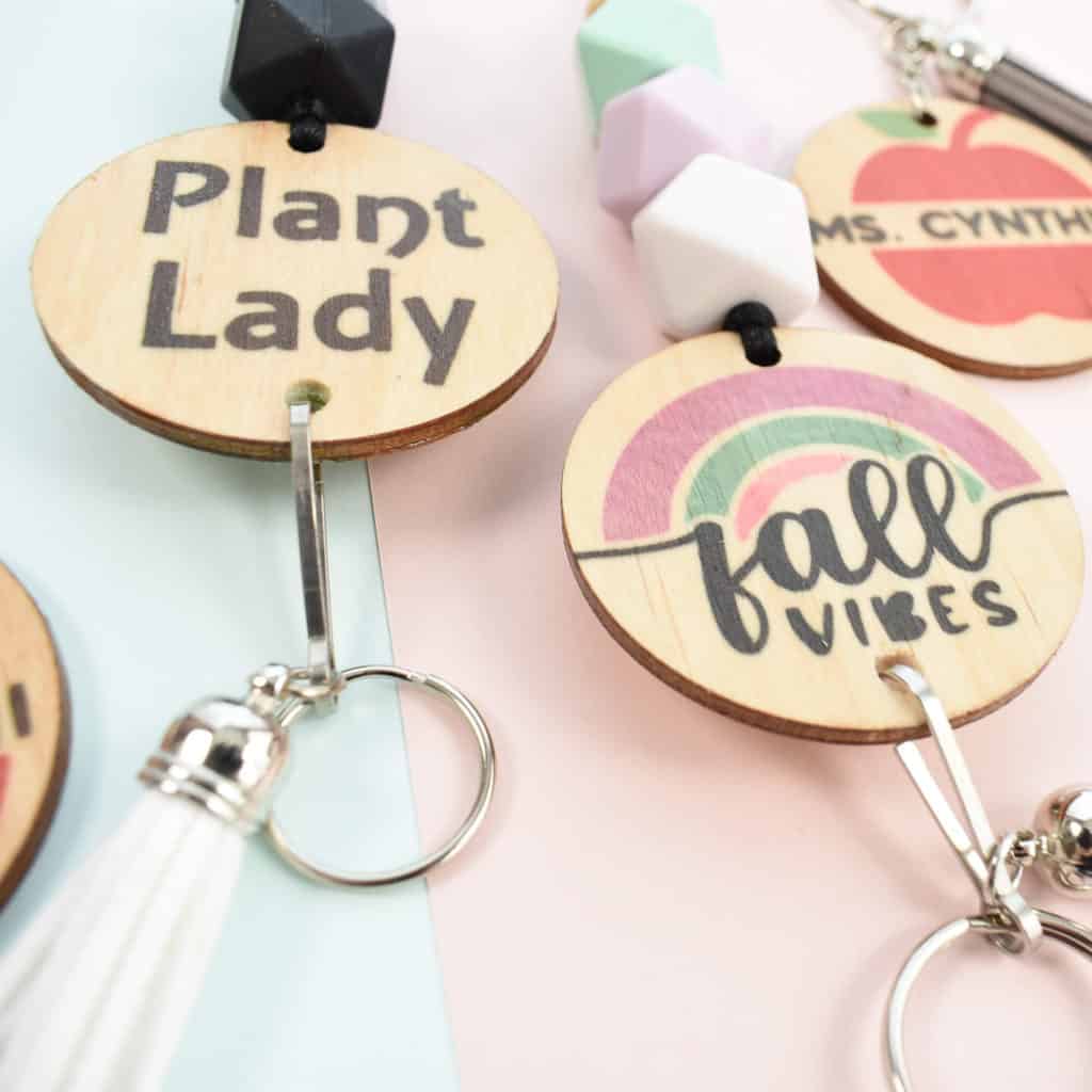 How to make your own lanyard with Cricut