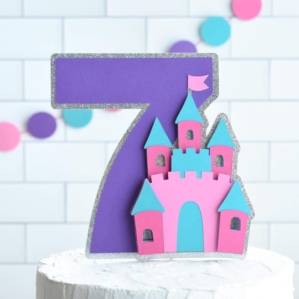 Free Beginners Guide to Cricut cake toppers